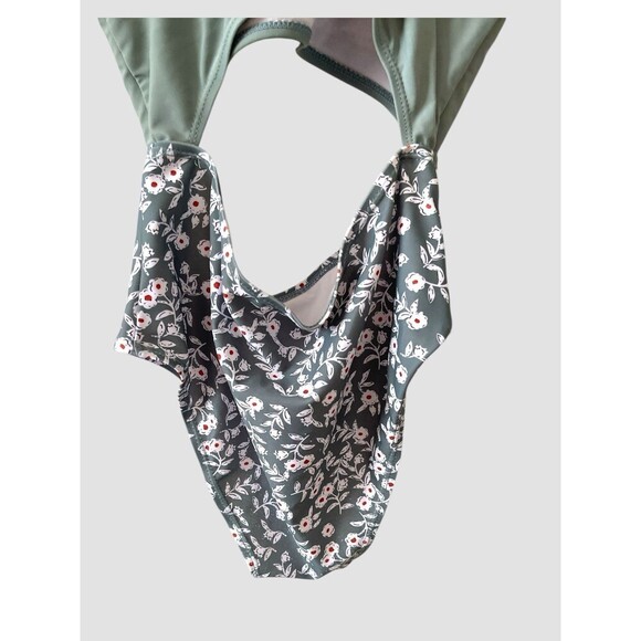 Shein Jr/Teen Girls Size Small (10-11) One Piece Bathing Suit Floral Summer - Picture 4 of 5